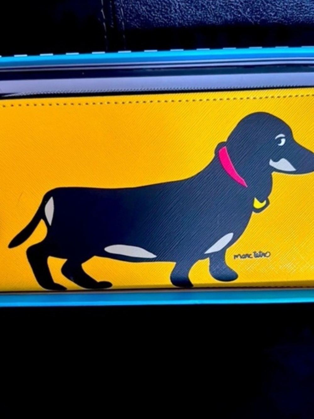 Marc Tatro Yellow Dachshund Wallet New In Box - Picture 9 of 9